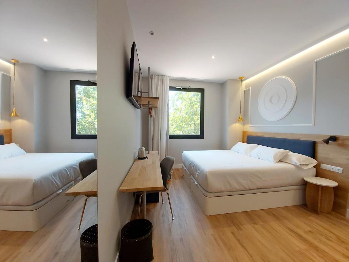 Habital Suites Jaca Extérieur photo