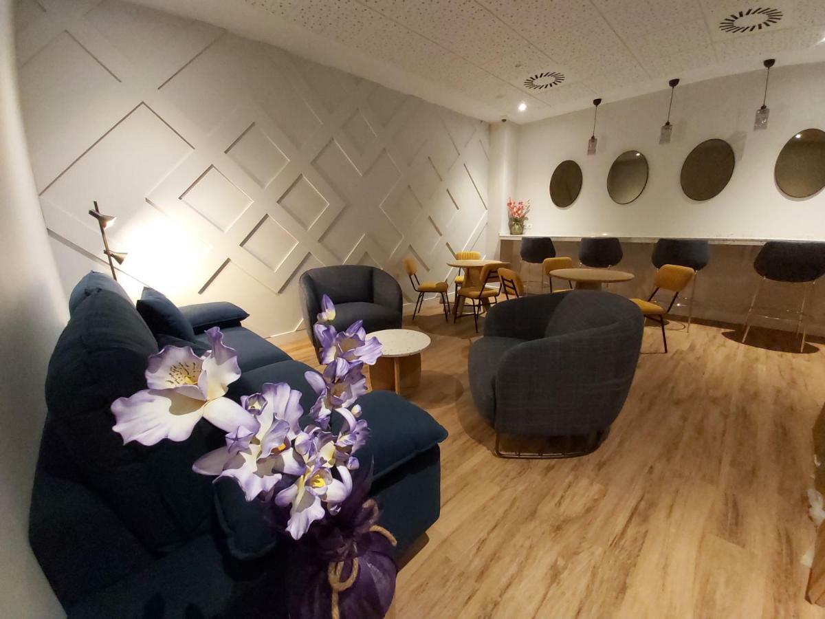 Habital Suites Jaca Extérieur photo