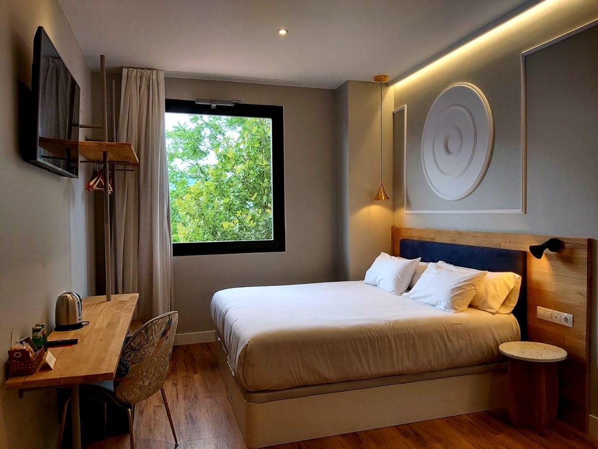 Habital Suites Jaca Extérieur photo